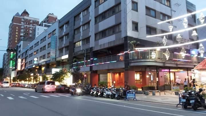 一中西雅圖 Taichung Dış mekan fotoğraf